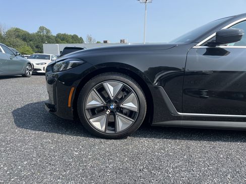 Used 2025 BMW i4 xDrive40i w/ Premium Package image 5