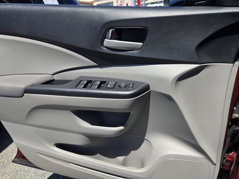 Used 2013 Honda CR-V LX image 25