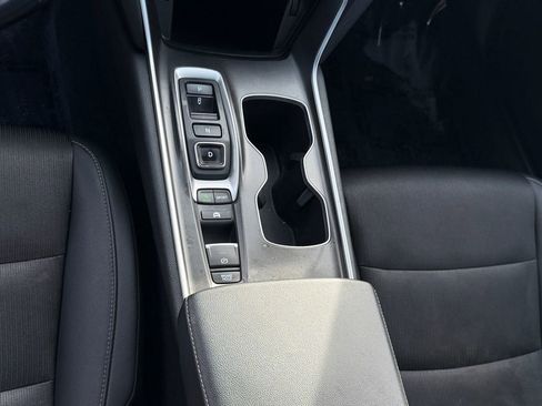 Used 2022 Honda Accord Sport image 32