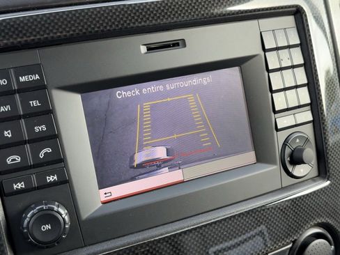 Used 2014 Mercedes-Benz Sprinter 3500 image 3