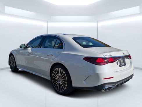 New 2026 Mercedes-Benz E 350 Sedan image 5