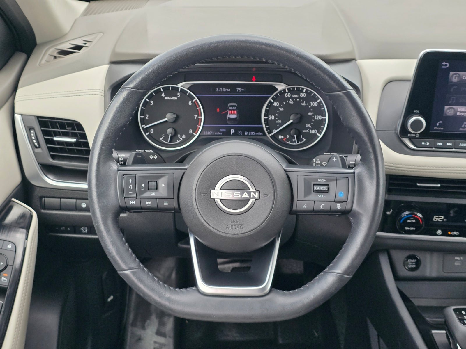 Used 2024 Nissan Rogue SV w/ SV Premium Package AWD/4WD image 13