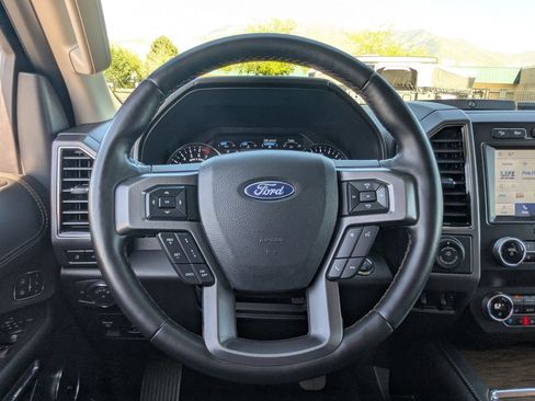 Used 2020 Ford Expedition Platinum AWD/4WD image 18