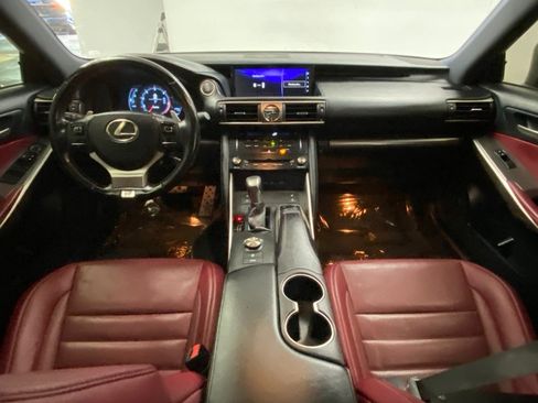 Used 2018 Lexus IS 300 F Sport image 27