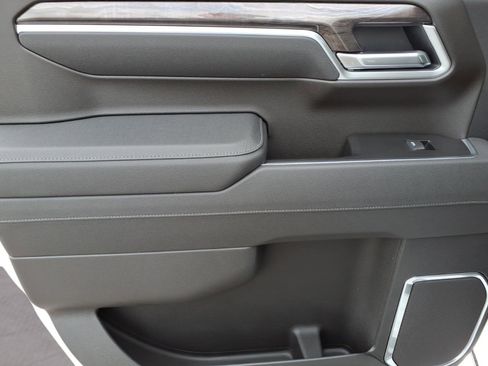 New 2026 Chevrolet Silverado 1500 LTZ w/ LTZ Premium Package AWD/4WD image 9