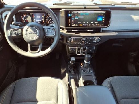 New 2025 Jeep Gladiator Sport image 10