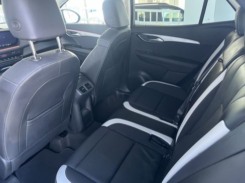 Used 2025 Buick Envision Sport Touring image 8