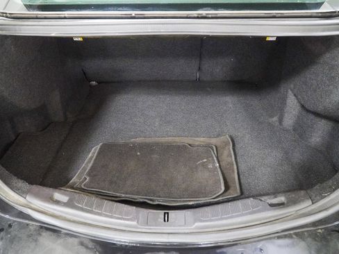 Used 2015 Ford Fusion SE w/ Equipment Group 202A image 8