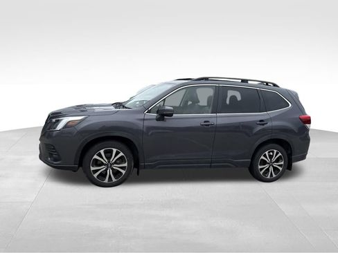 Used 2023 Subaru Forester Limited AWD/4WD image 2