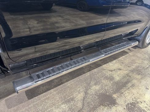 Used 2020 Chevrolet Silverado 1500 LTZ w/ LTZ Premium Package image 13