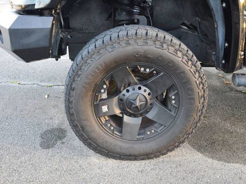 Used 2014 Toyota Tundra SR5 image 9