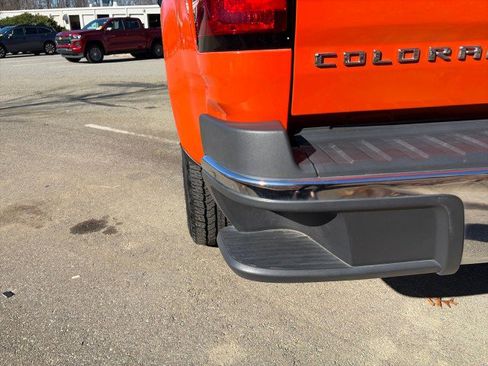 Used 2022 Chevrolet Colorado W/T w/ WT Convenience Package image 42