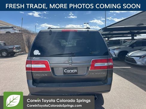 Used 2014 Lincoln Navigator 4WD image 6