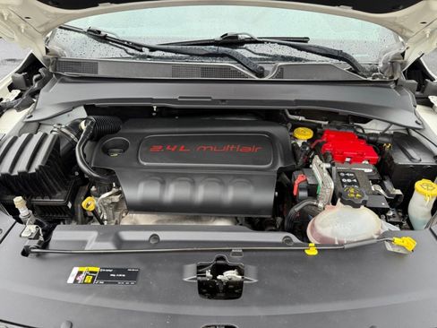 Used 2021 Jeep Compass Latitude w/ Sun and Sound Group image 38