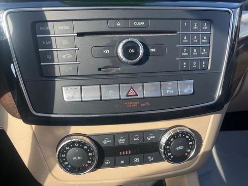 Used 2018 Mercedes-Benz GLE 350 4MATIC image 27