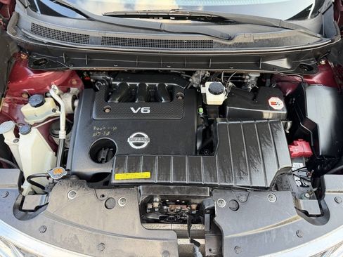 Used 2012 Nissan Murano S AWD/4WD image 17