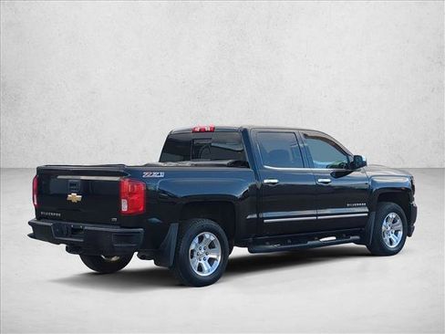 Used 2017 Chevrolet Silverado 1500 LTZ Z71 w/ LTZ Plus Package image 5