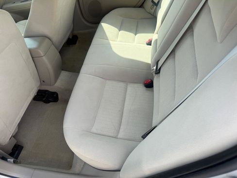 Used 2009 Ford Fusion S FWD image 13