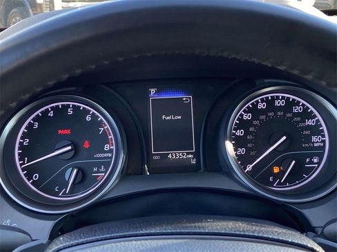 Used 2023 Toyota Camry SE image 26