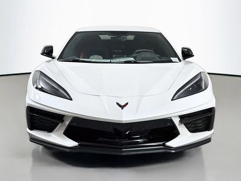 Used 2023 Chevrolet Corvette Stingray Premium Conv w/ Z51 Performance Package RWD image 2