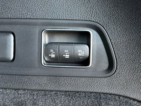 New 2026 Mercedes-Benz GLS 63 AMG 4MATIC image 31