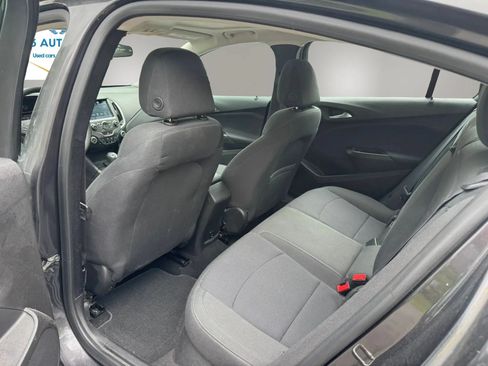 Used 2017 Chevrolet Cruze LT w/ Sun And Sound Package FWD image 18