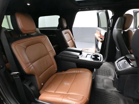 Used 2024 Lincoln Navigator Reserve w/ Equipment Group 201A AWD/4WD image 57