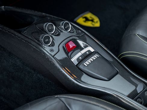 Used 2011 Ferrari 458 Italia Coupe image 17