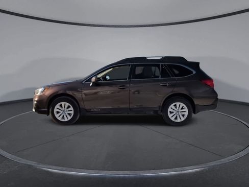 Used 2019 Subaru Outback 2.5i Premium image 5