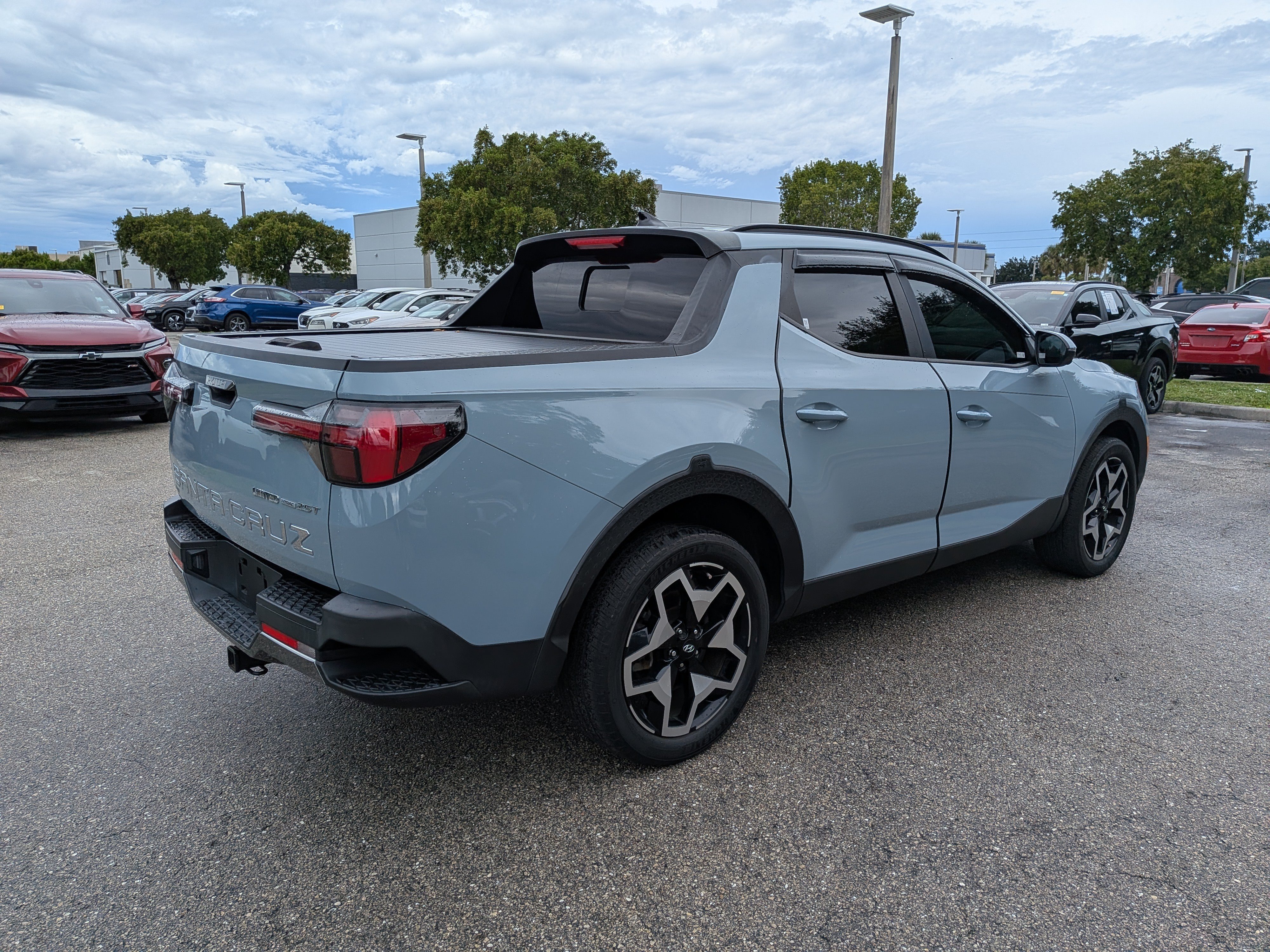 Used 2023 Hyundai Santa Cruz Limited AWD/4WD image 4