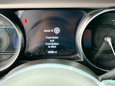 Used 2021 Jeep Wrangler Unlimited Rubicon 4xe w/ Cold Weather Group AWD/4WD image 13