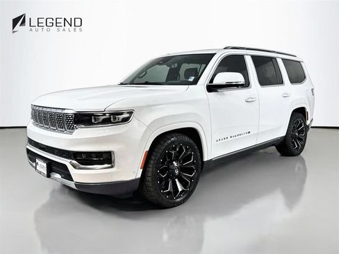Used 2022 Jeep Grand Wagoneer Series II w/ Convenience Group III AWD/4WD image 1