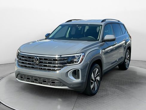 New 2026 Volkswagen Atlas SE image 3