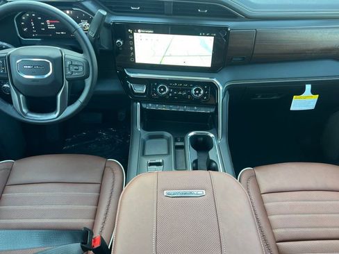 New 2026 GMC Sierra 3500 Denali Ultimate AWD/4WD image 10