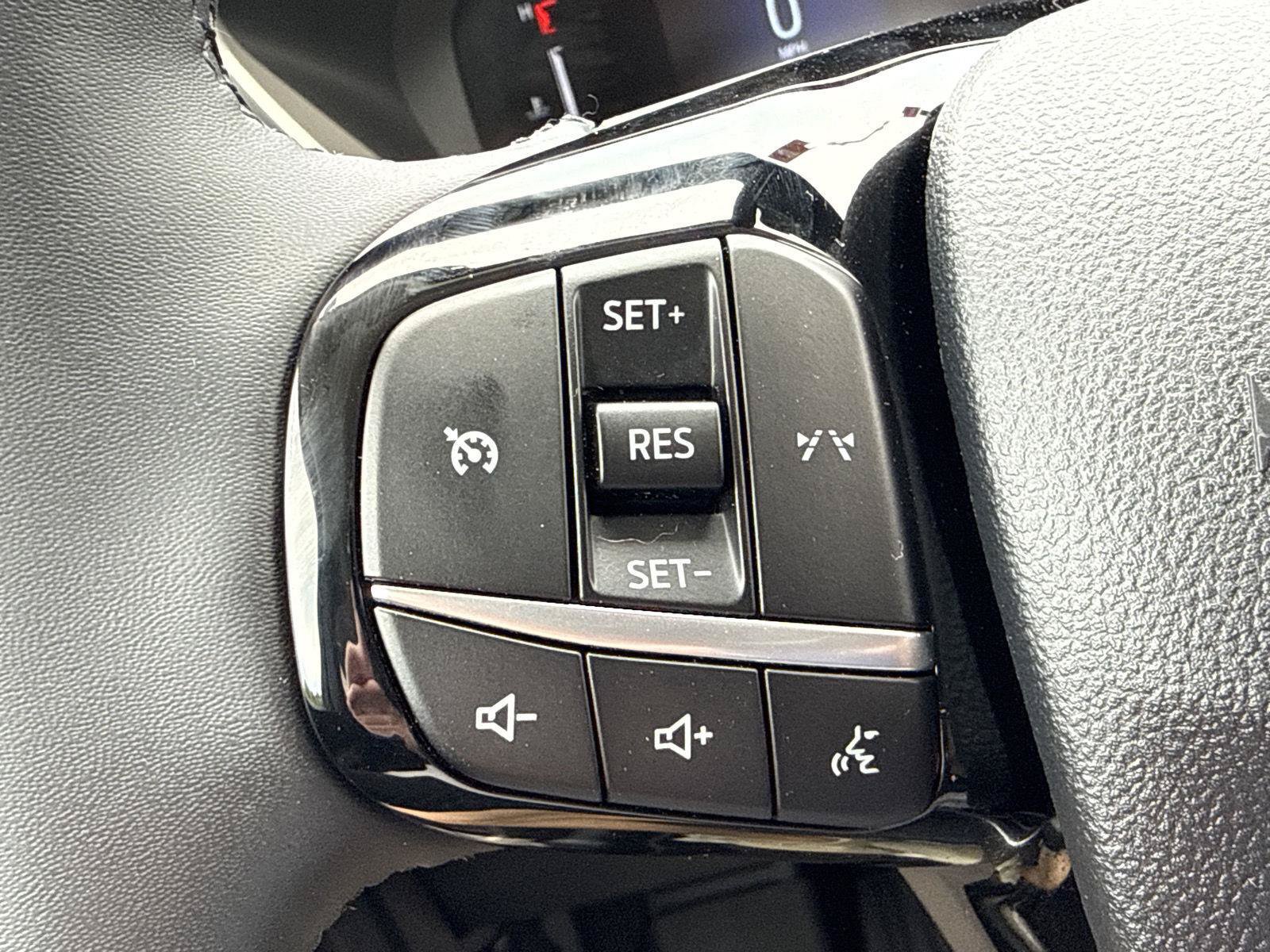 Used 2023 Ford Escape Active AWD/4WD image 14