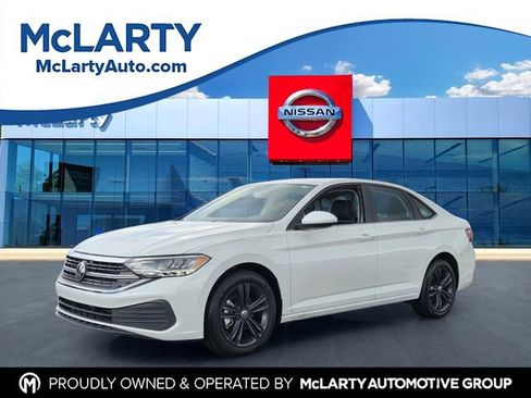 Used 2024 Volkswagen Jetta SE w/ Black Wheel Package FWD image 1