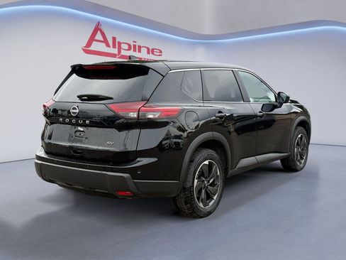 Certified 2024 Nissan Rogue SV image 5