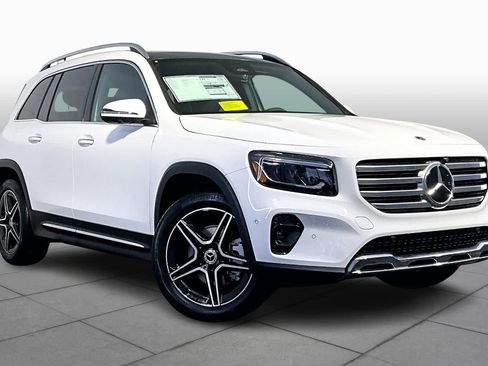 New 2026 Mercedes-Benz GLB 250 4MATIC image 19