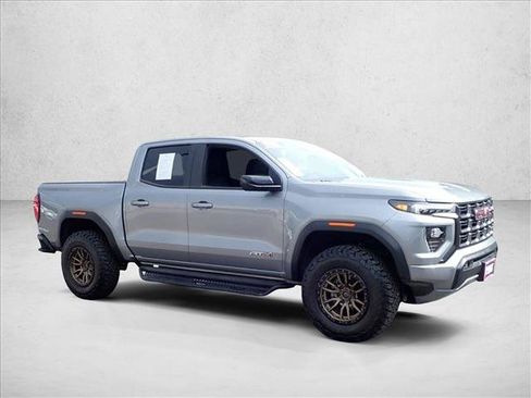 Used 2025 GMC Canyon AT4 w/ Technology Plus Package AWD/4WD image 6