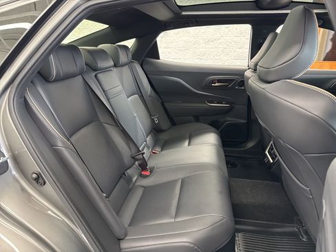 Certified 2024 Toyota Crown Platinum image 43