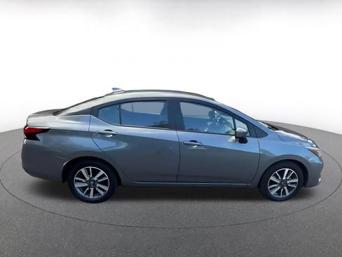 Used 2025 Nissan Versa SV FWD image 16
