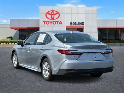 Used 2026 Toyota Camry LE FWD image 4
