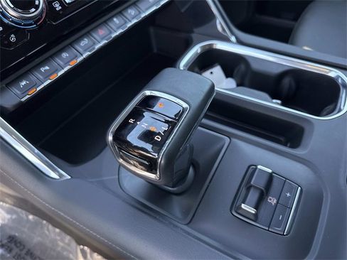 Used 2024 GMC Sierra 1500 Denali image 23