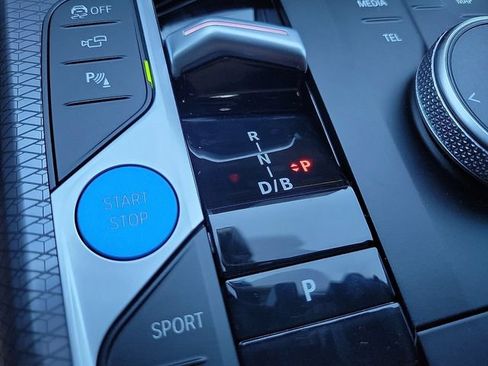 Certified 2026 BMW i4 eDrive40 RWD image 26
