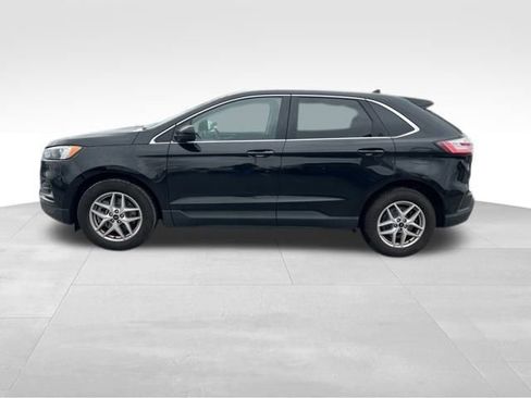 Used 2024 Ford Edge SEL image 4