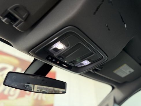 Used 2020 Chevrolet Silverado 1500 Custom w/ Custom Value Package image 44