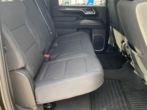 Used 2024 Chevrolet Silverado 2500 LT image 27