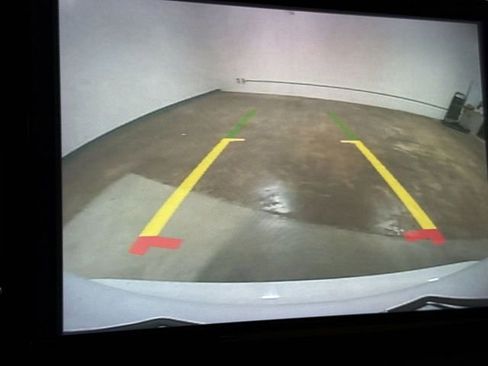 Used 2023 Chrysler Pacifica Touring-L FWD image 15