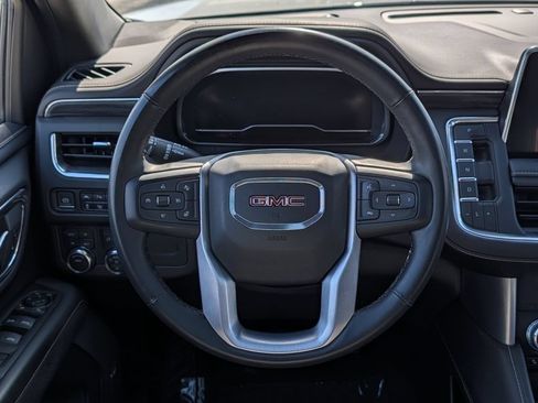 Used 2023 GMC Yukon SLT w/ SLT Premium Package AWD/4WD image 33
