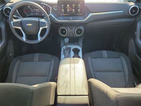 Certified 2023 Chevrolet Blazer LT w/ Convenience Package image 13